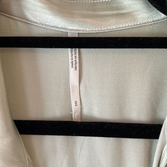 NWT Anthropologie Mint Green Tie Tank Blouse - Picture 3 of 9